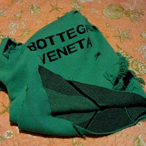 Bottega Veneta green and black sweater - Picture 4 of 4